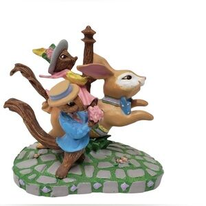 Vintage Avon Kathy Jeffers Carousel Wonderland Flowers for a Kiss